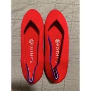 NEW Red Rothy’s Flats, Size 7.5